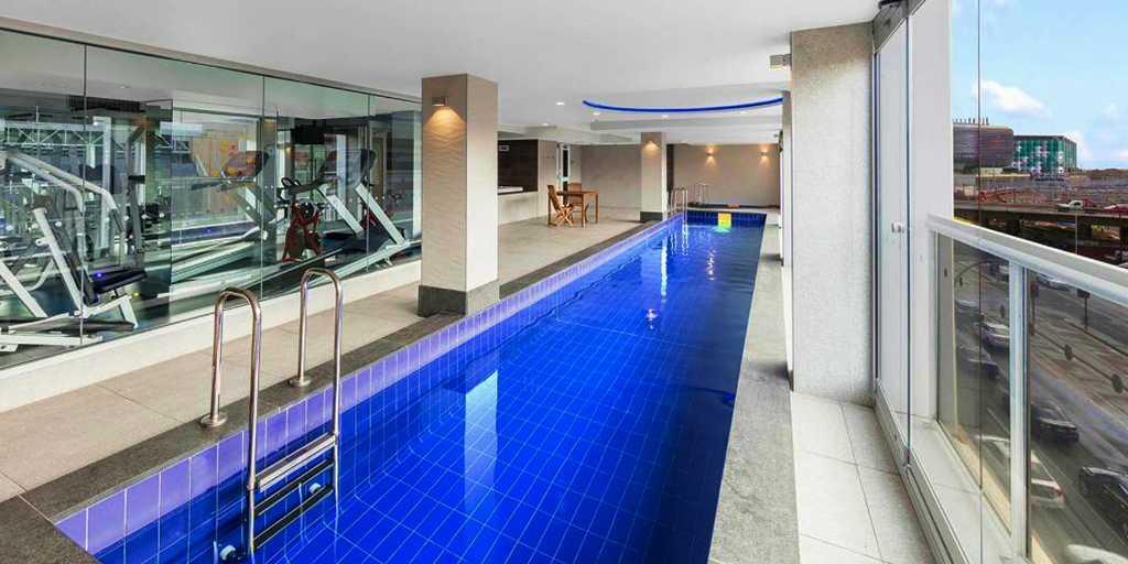 Pool & Gym: Oaks Embassy