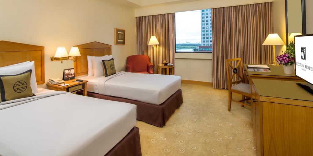 Deluxe Twin: Duxton Hotel Saigon