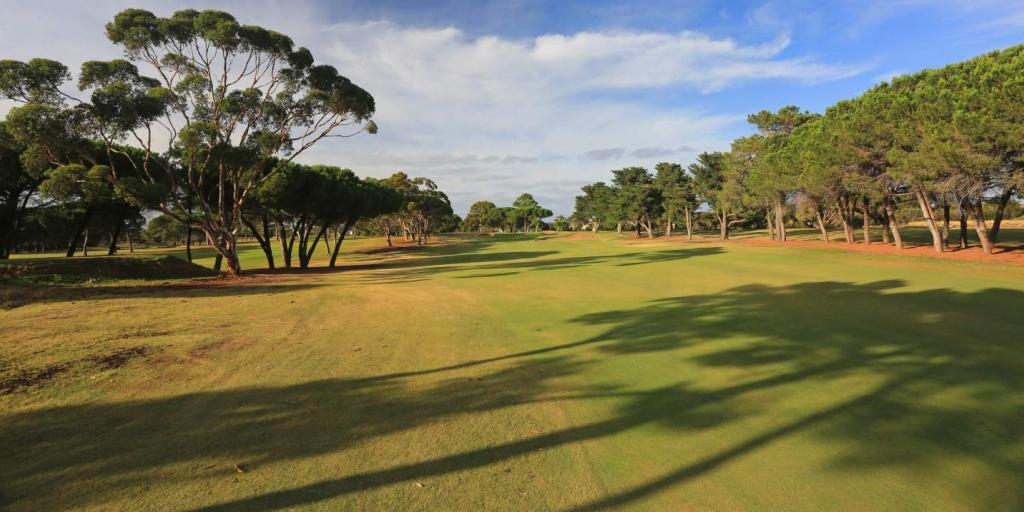 Hole 10 The Grange GC