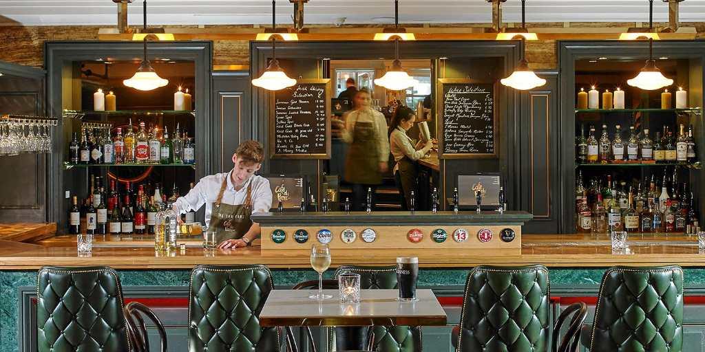 Killarney Plaza Hotel: Café du Parc Bar