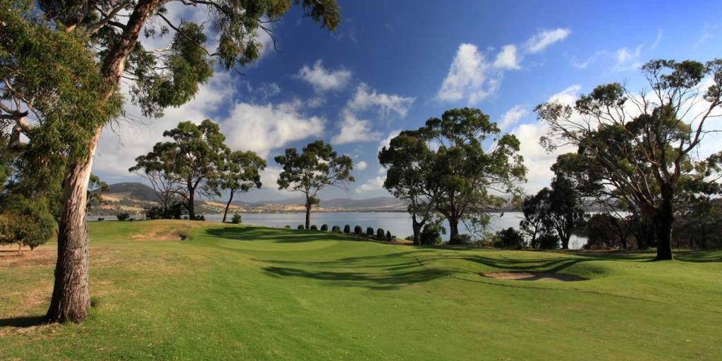 Hole 2 Tasmania GC