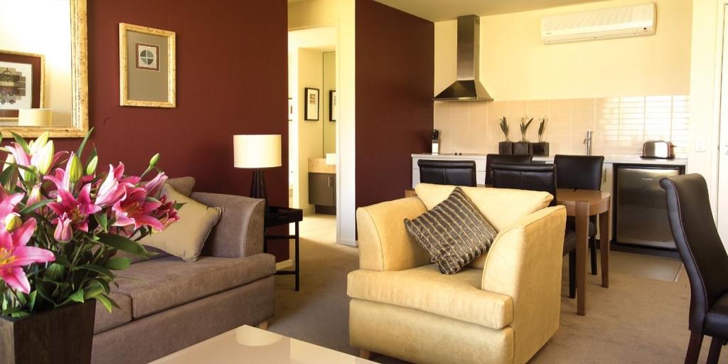 Waiting Area: Peppers Moonah Links