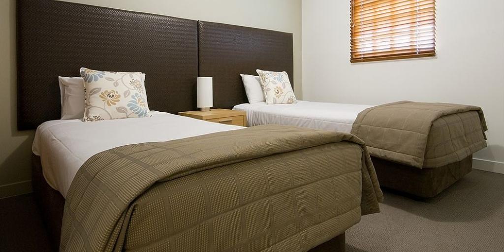 Twin Bedroom: Mantra Mooloolaba Beach