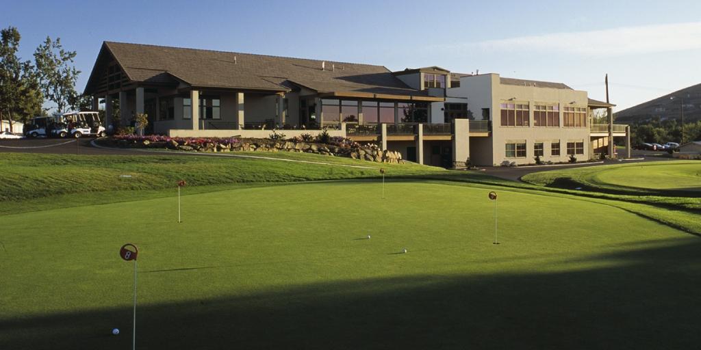 Clubhouse at Meadow Springs GC